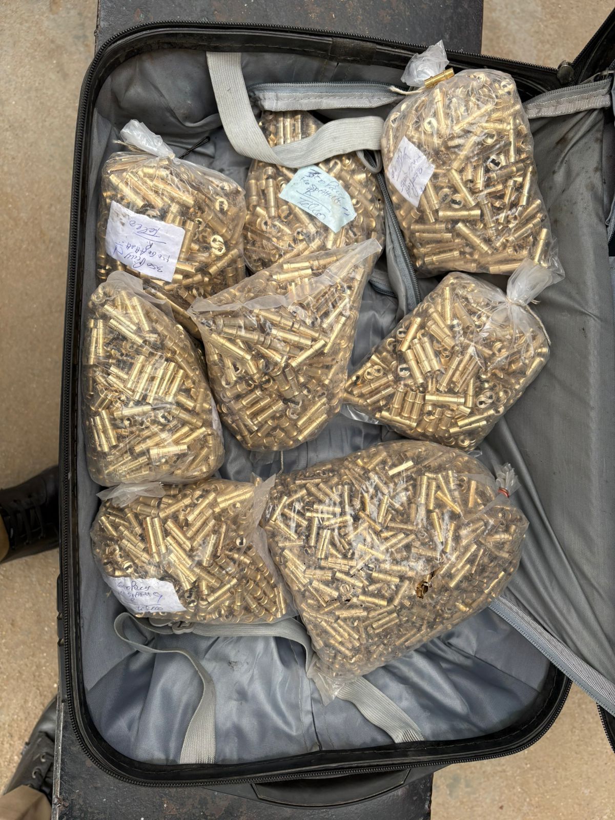 पीतल की फैक्ट्री में चोरी करने वाले दो दबोचे